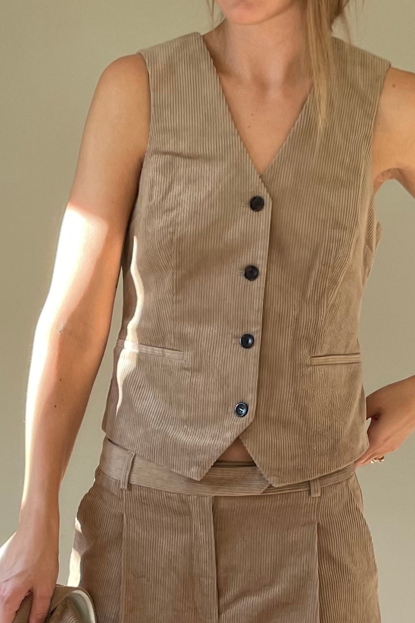 DESIGNERS REMIX Carson Vest