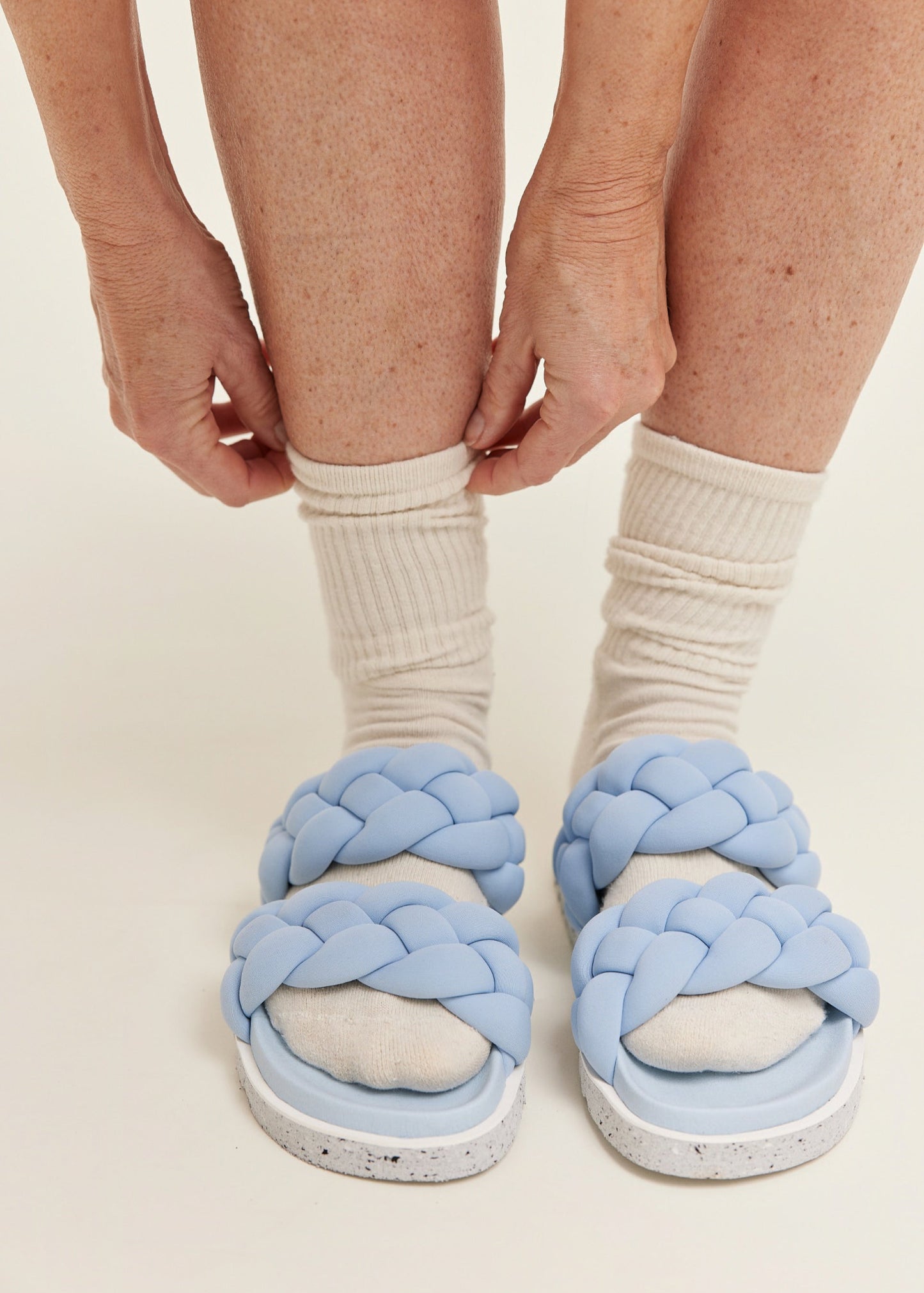 SURFACE PROJECT Gro Sandals