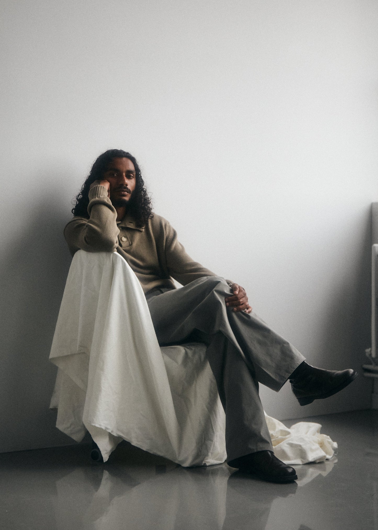 UNIFORM GARMENTS Bobby Sweater Taupe