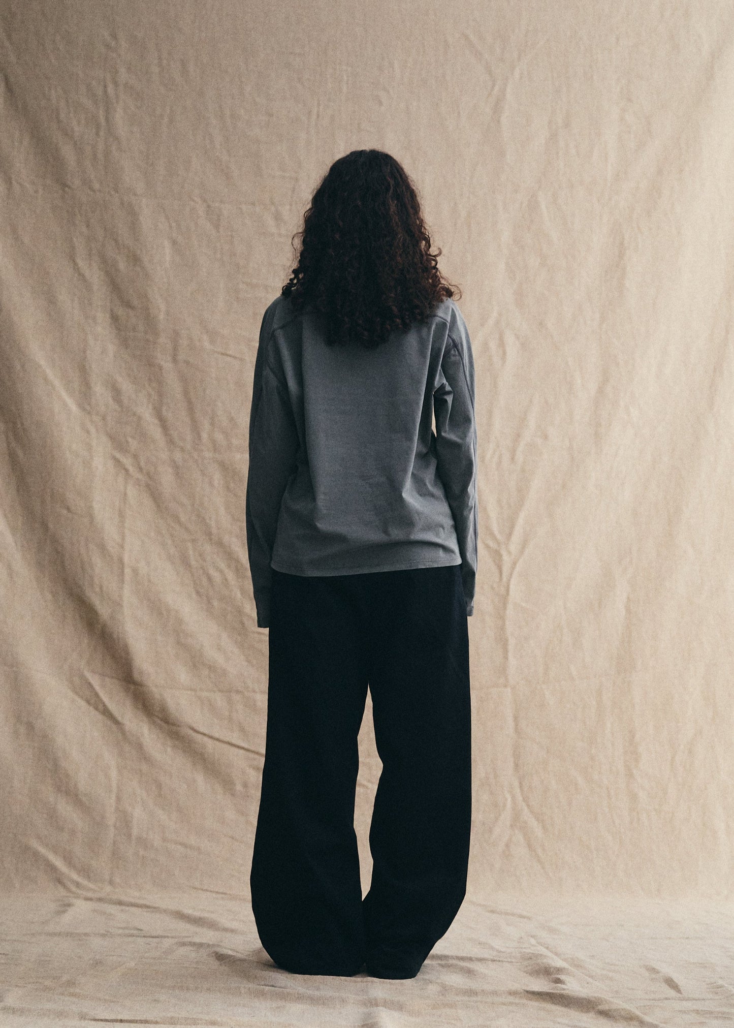 UNIFORM GARMENTS Willow LS Tee Charcoal